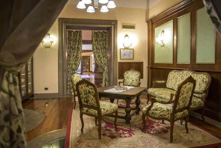 Klassisk indretning på Villa Patriarca, Toscana