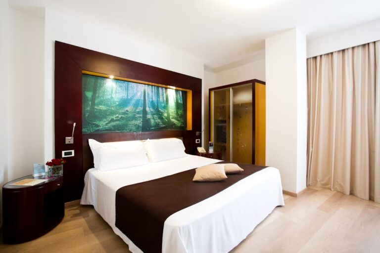 U232 Hotel – billede