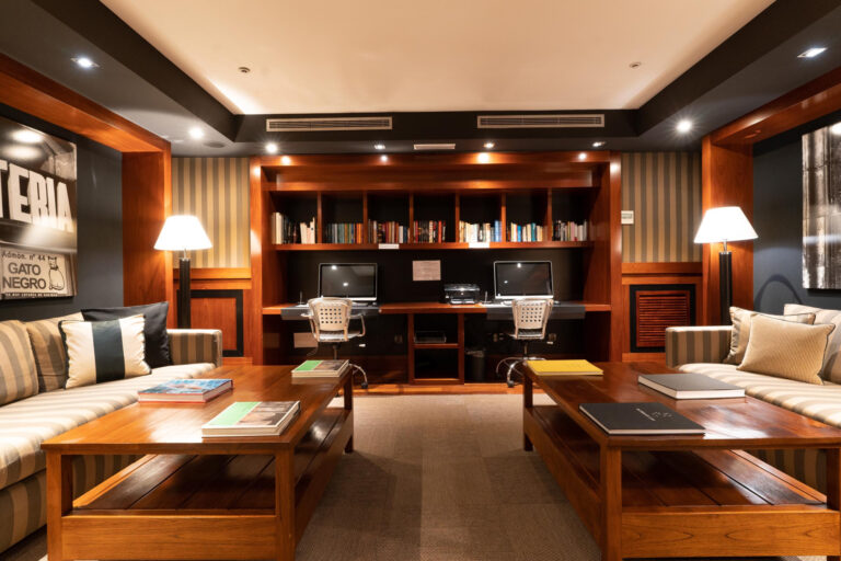 U232 Hotel – billede
