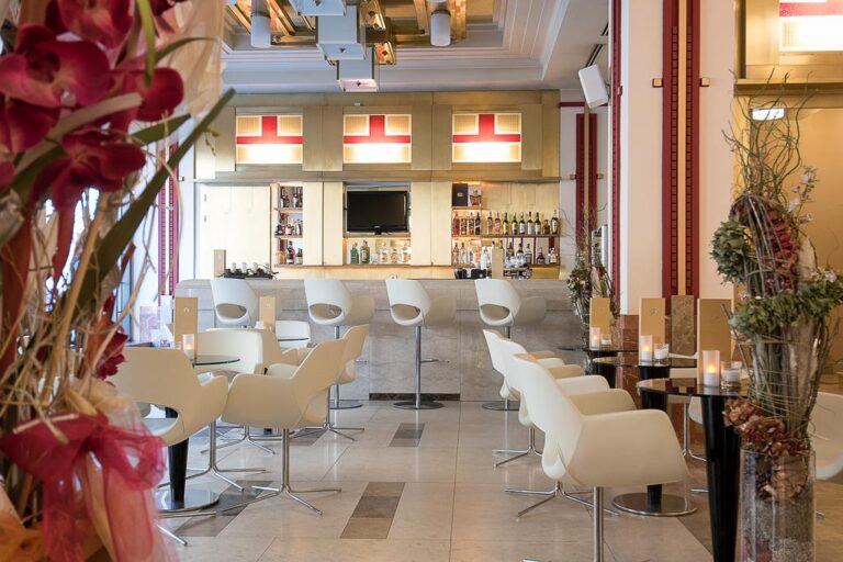 Hotel Majestic Plaza – billede