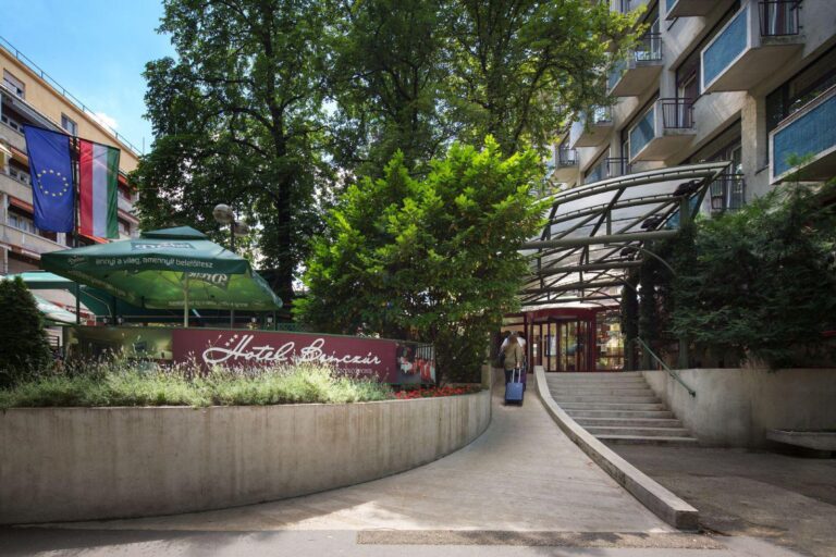 Hotel Benczur – billede